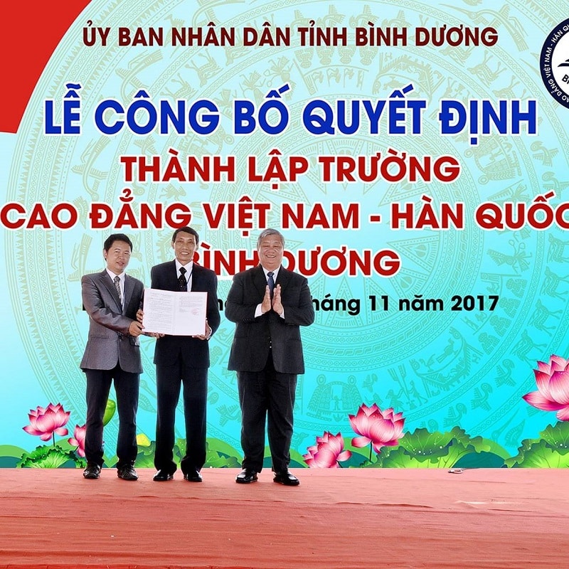 Công bố quyết định thành lập trường Cao đẳng Việt Nam - Hàn Quốc