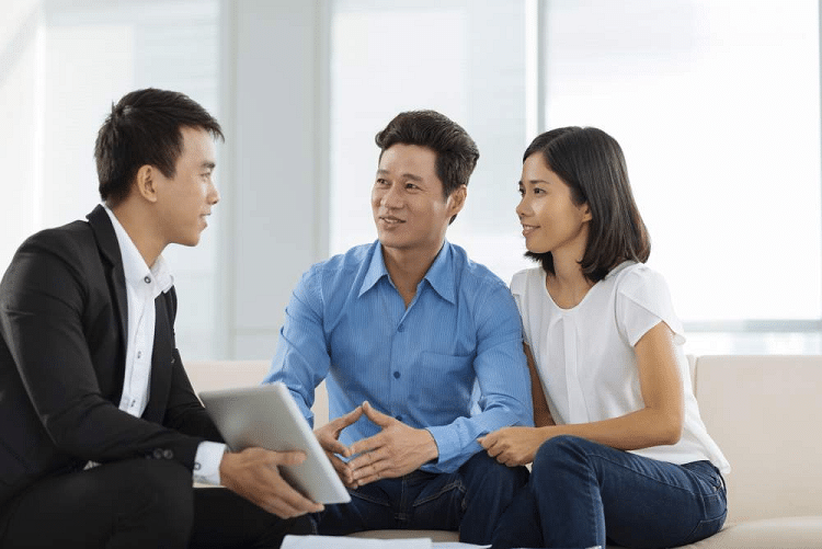 Nhân viên hành nghề môi giới Bất Động Sản tại Bình Dương