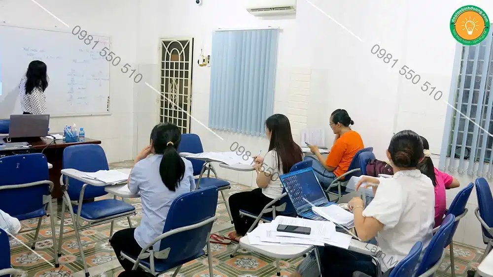 học kế toán tổng hợp tại lâm minh long thủ dầu một 02