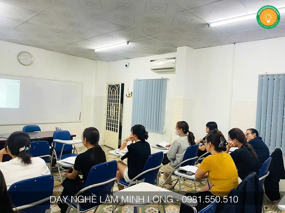 học kế toán tổng hợp tại lâm minh long thủ dầu một